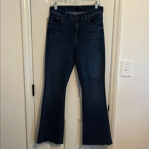MOTHER The Weekender Fray Jeans Size 30
